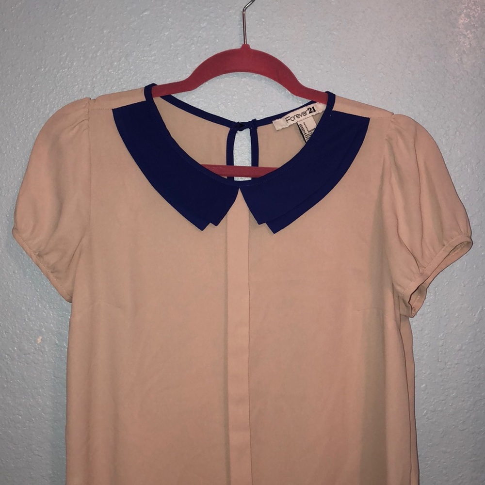 Vintage looking collared blouse